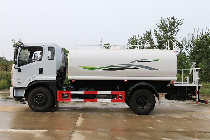  东风12吨洒水车