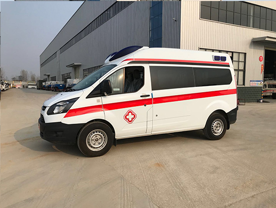 （国六）福特全顺中轴中顶监护型救护车
